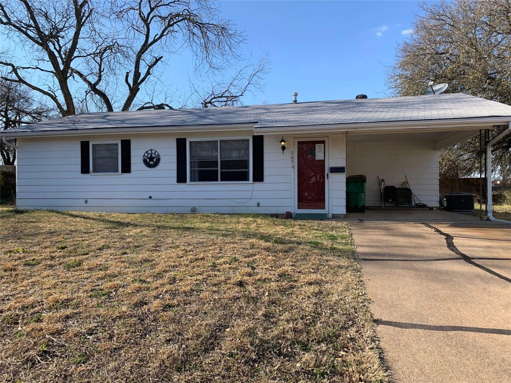 765 W Park Street Stephenville TX 76401