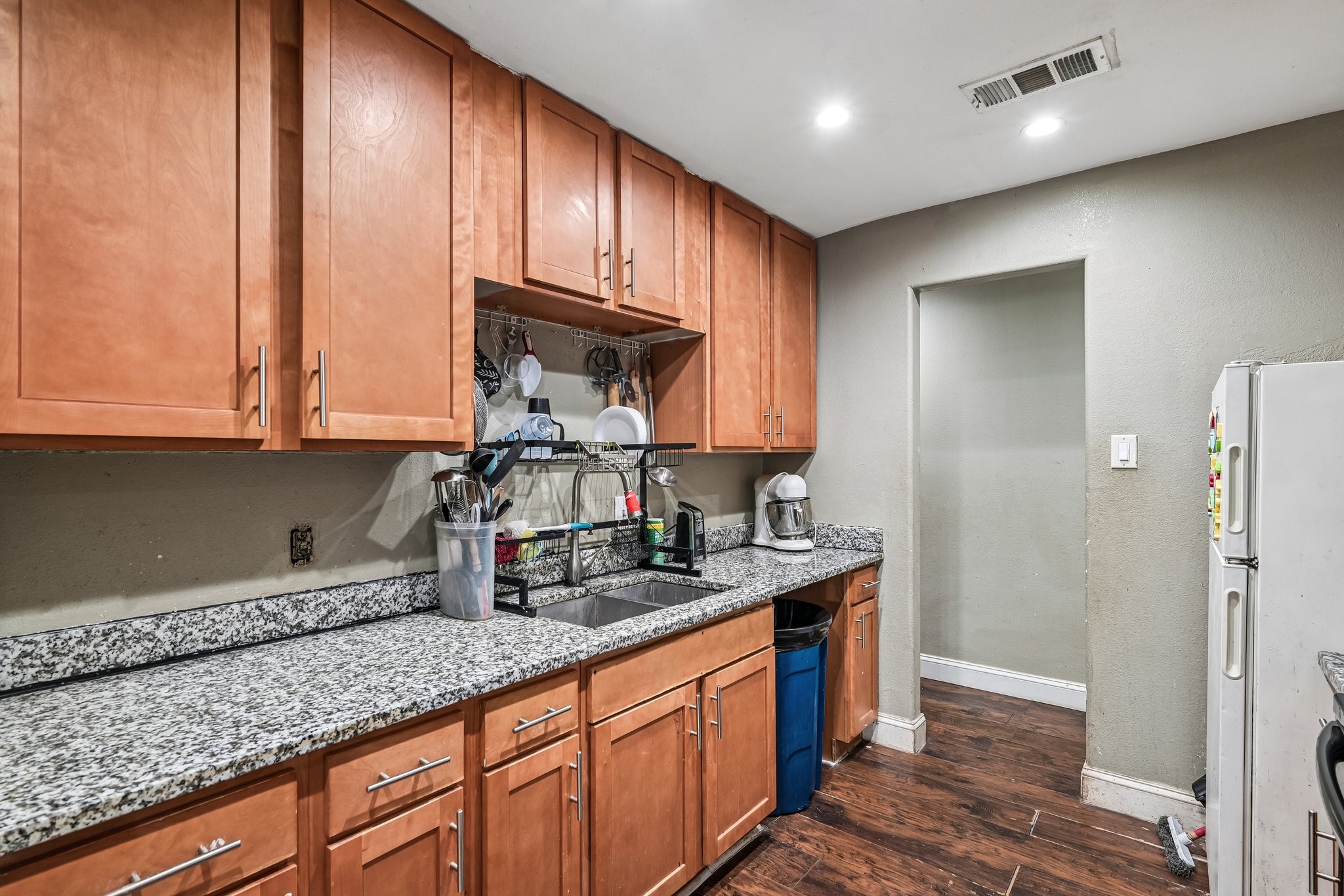 618 SE 3rd Street Grand Prairie TX 75051