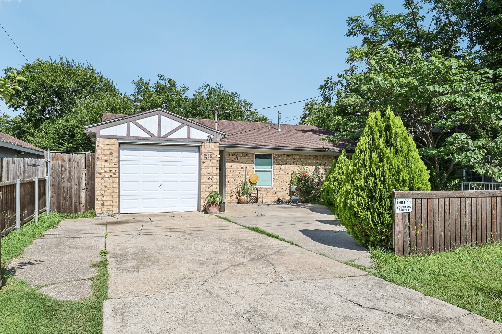 618 SE 3rd Street Grand Prairie TX 75051