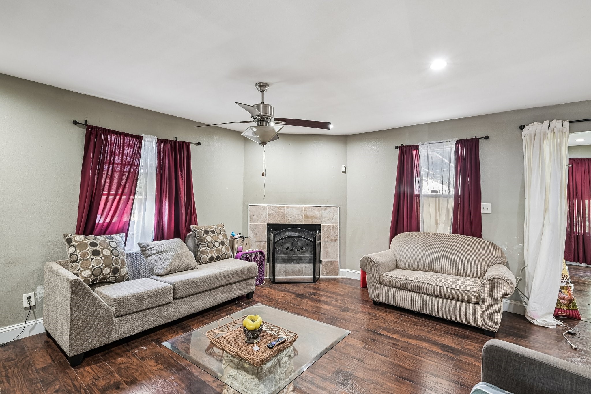 618 SE 3rd Street Grand Prairie TX 75051
