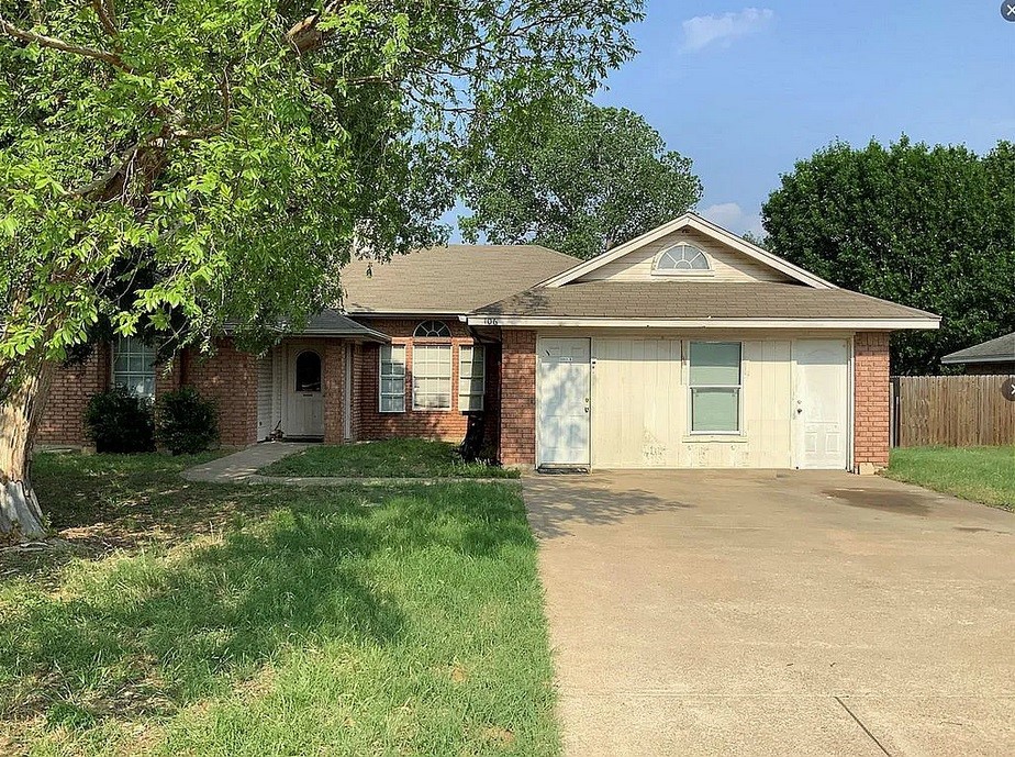 106 Catie Lane Joshua TX 76058