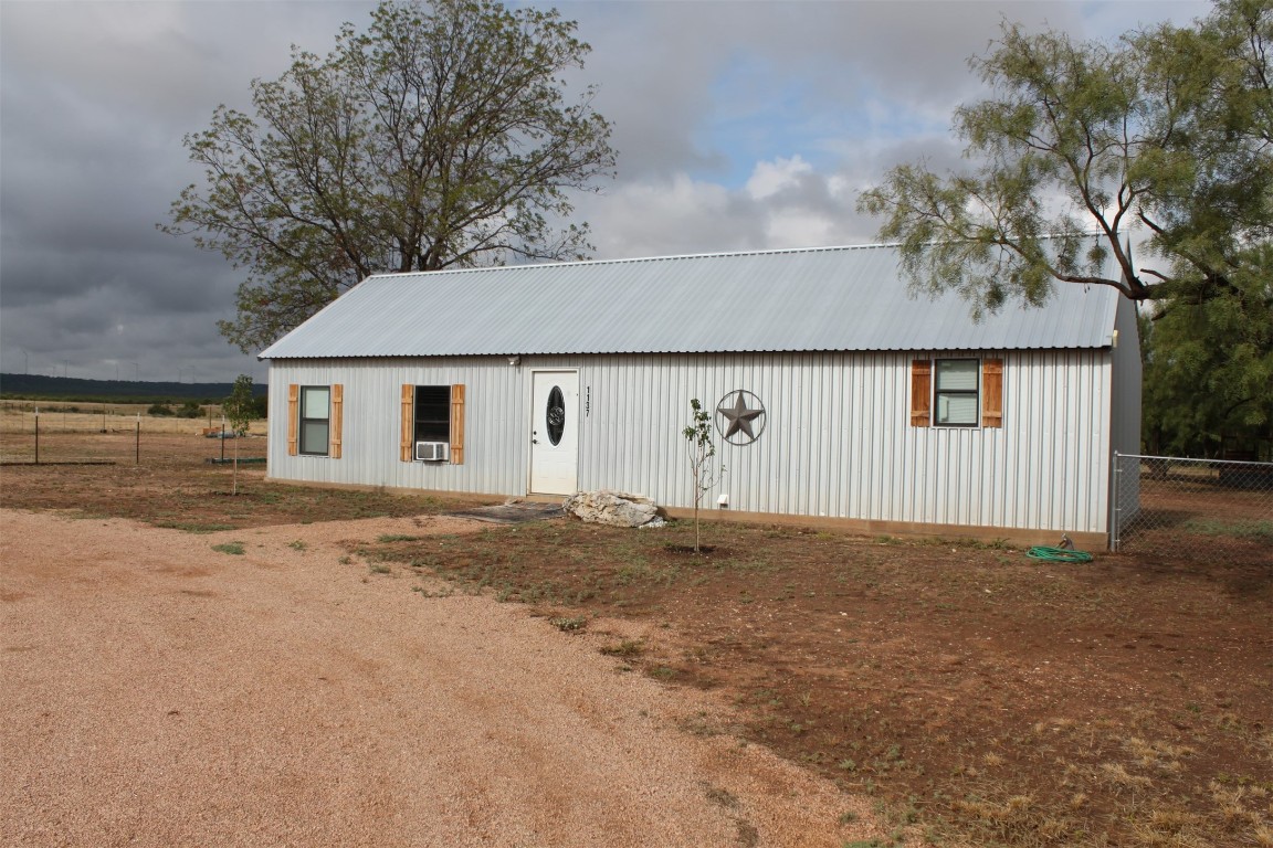 1137 County Road 346 Lohn TX 76852