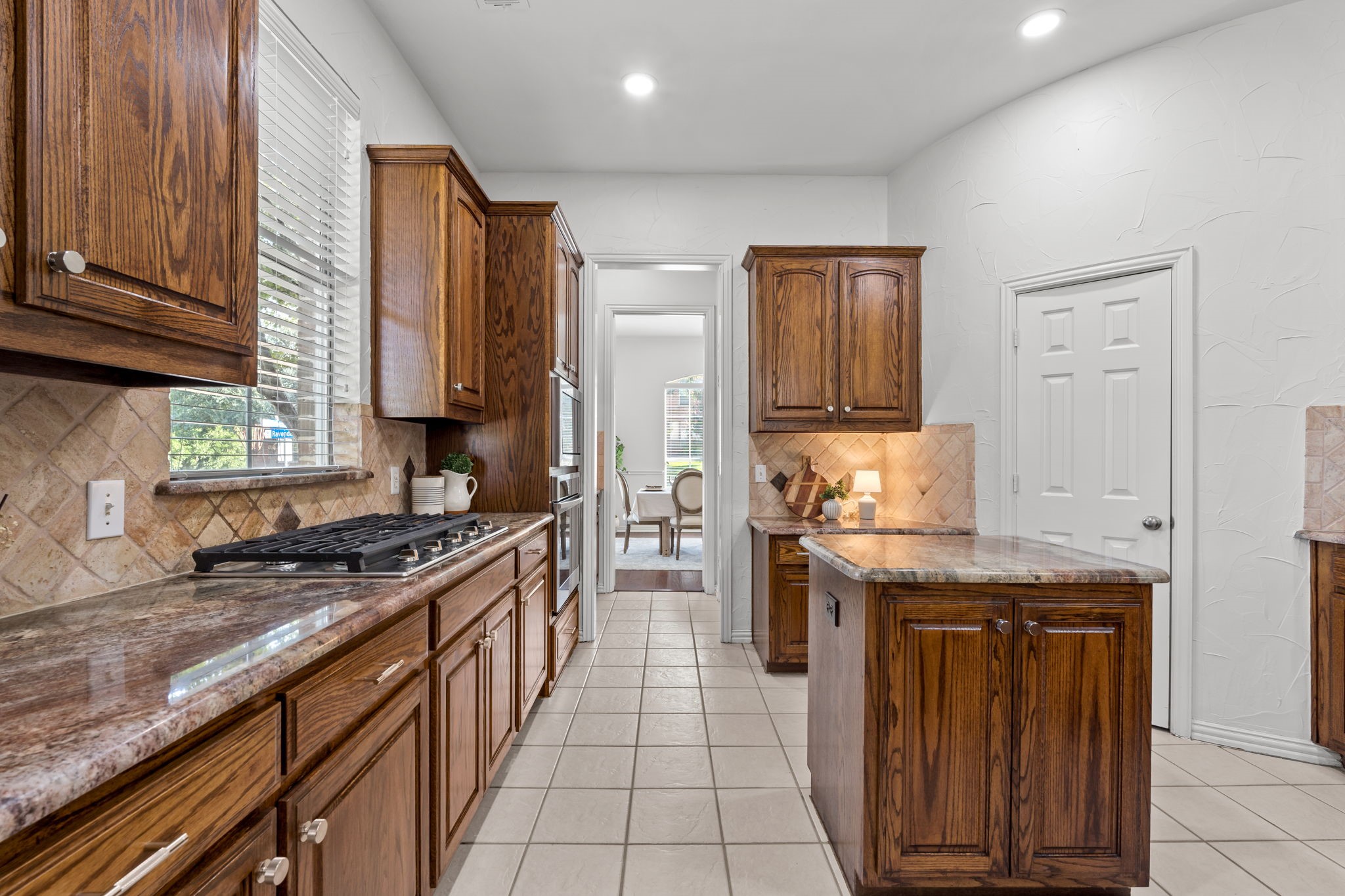 4821 Ravendale Drive Richardson TX 75082