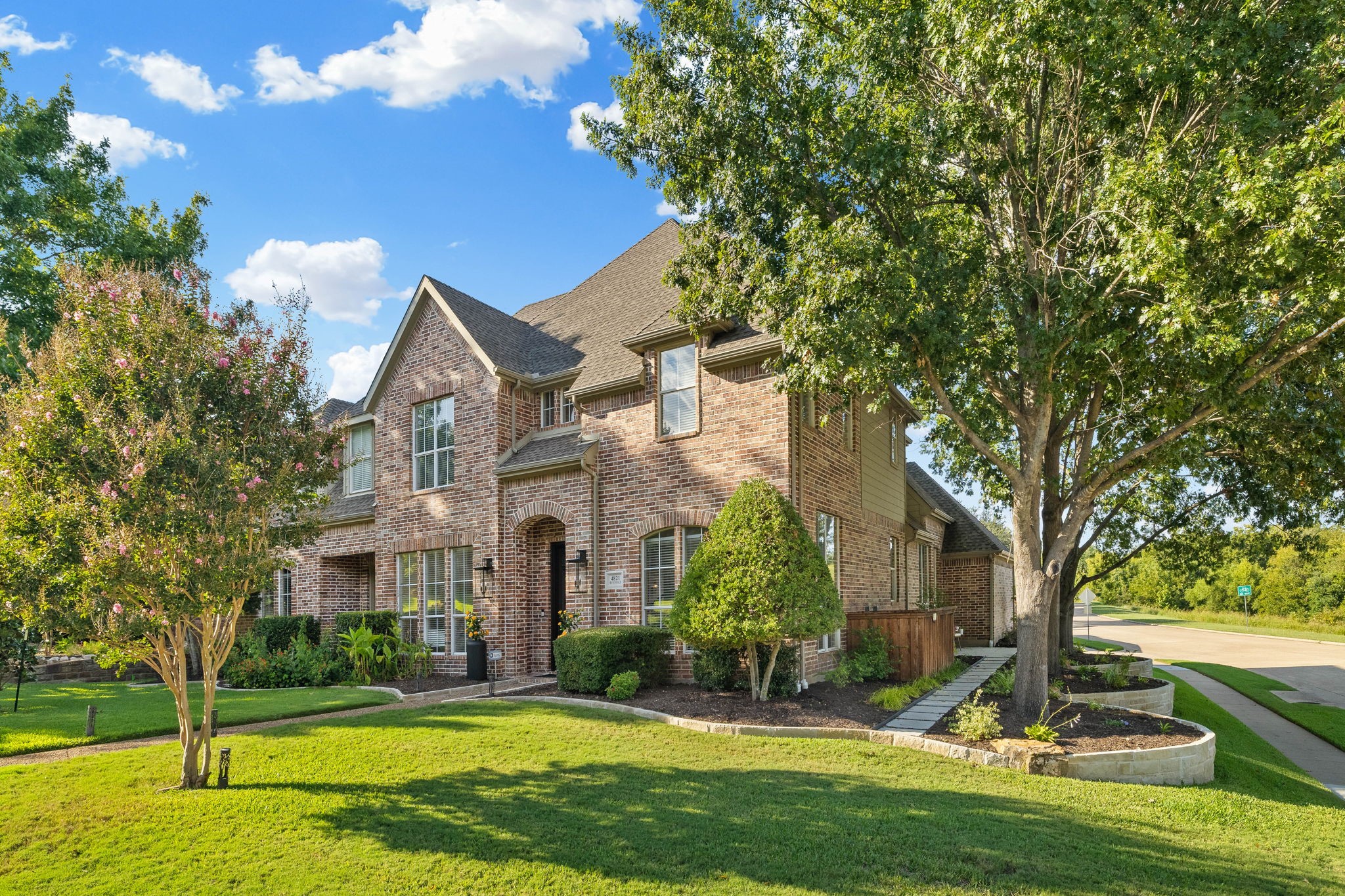 4821 Ravendale Drive Richardson TX 75082