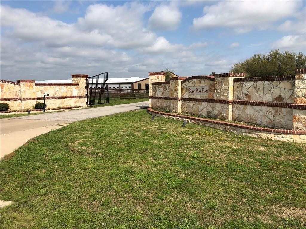 1000 &1019 Spring Hill Road Aubrey TX 76227