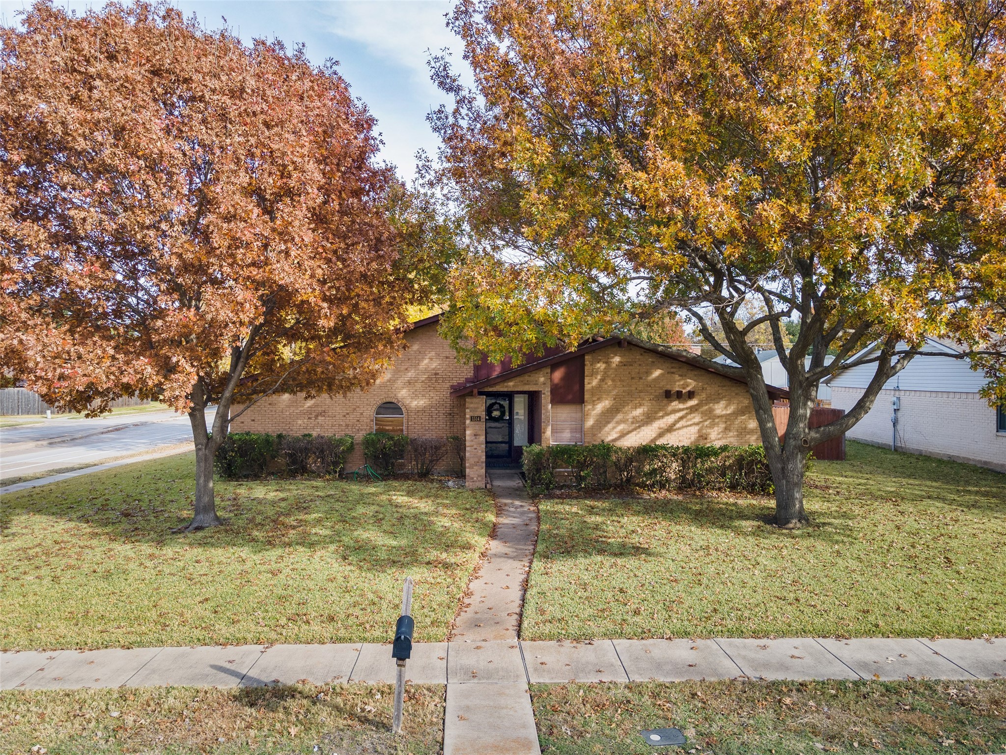 1514 Westminster Drive Richardson TX 75081