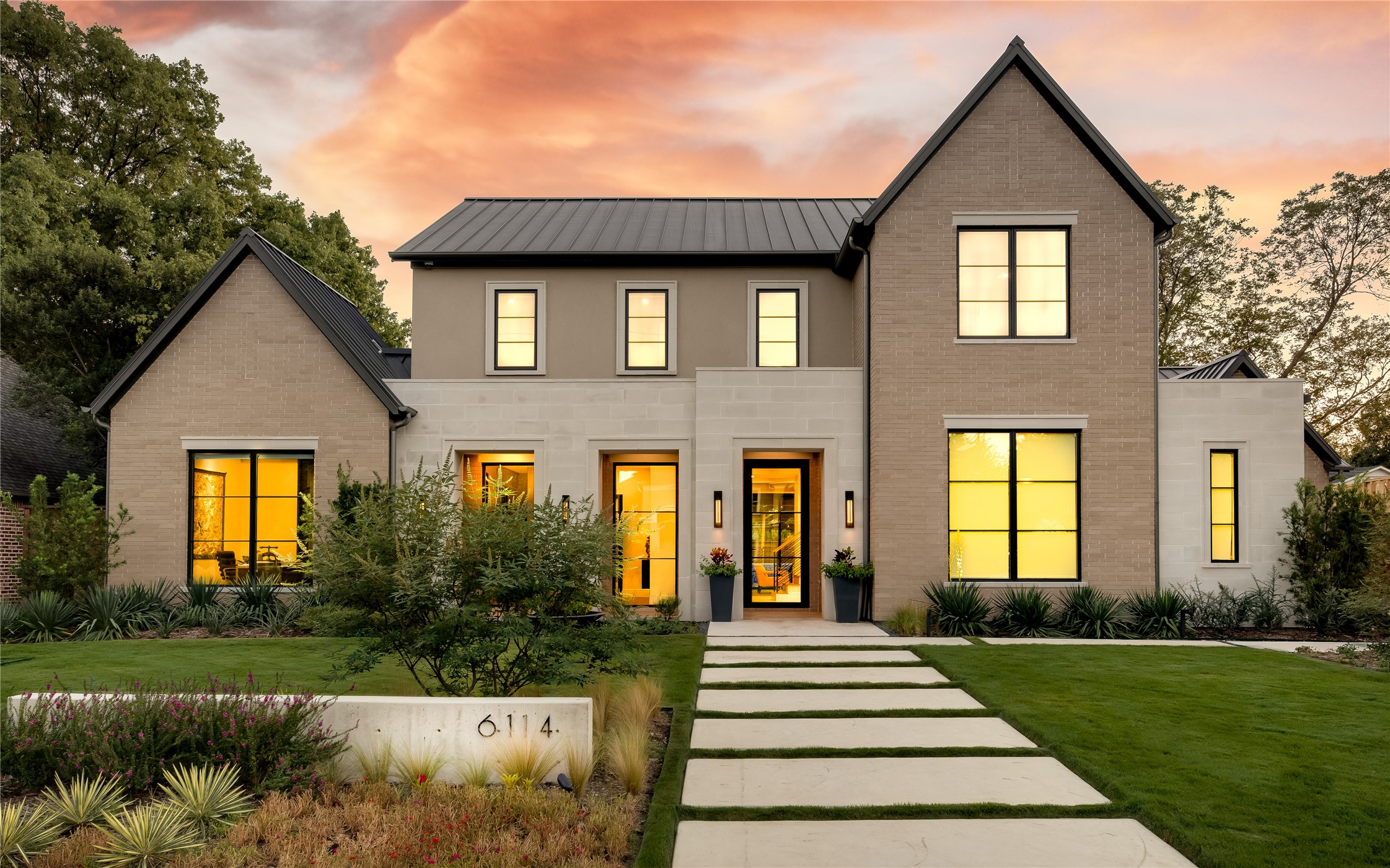 6114 Royal Crest Drive Dallas TX 75230