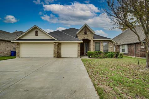 316 Tioga Street Burleson TX 76028