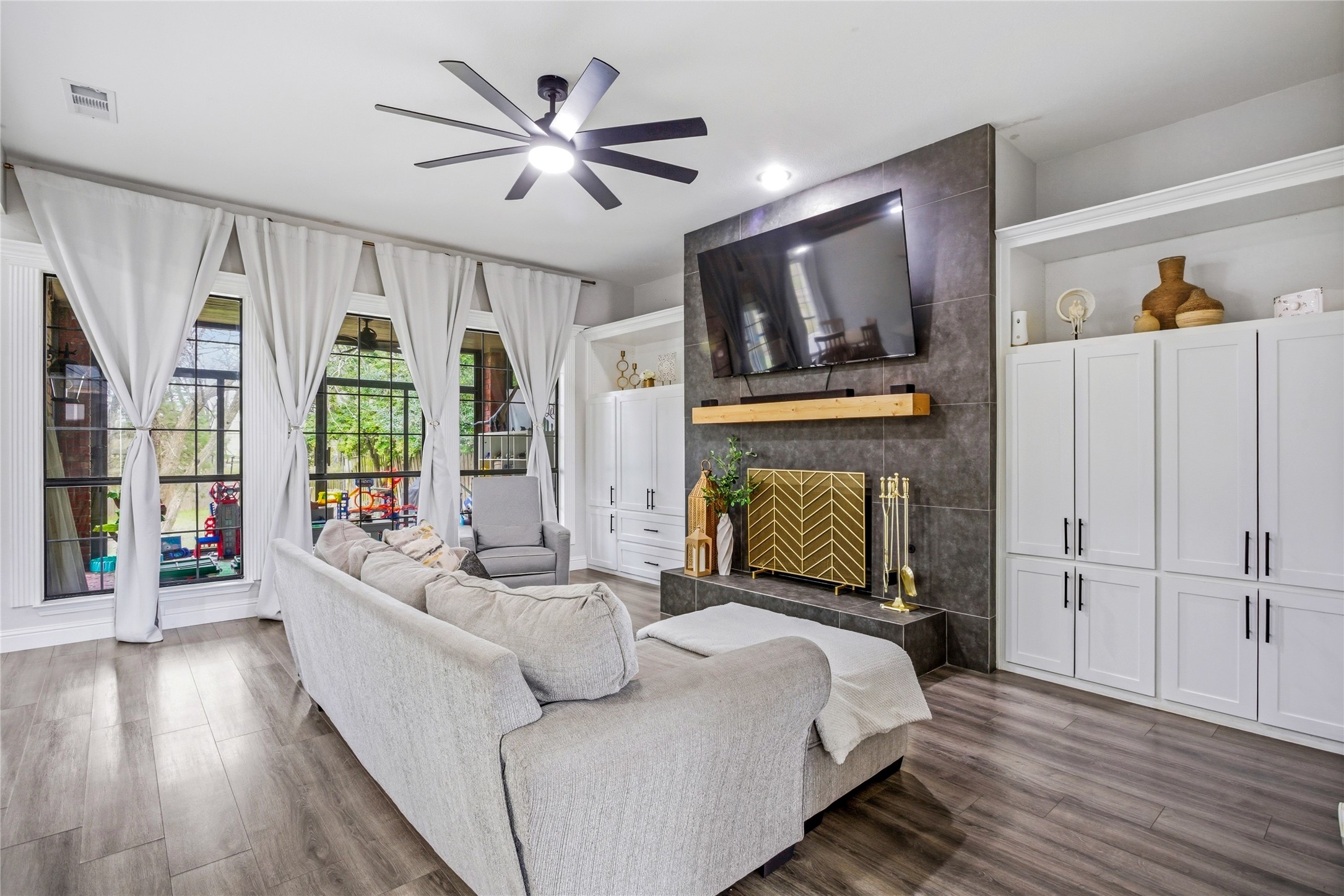 822 Longmeadow Court Desoto TX 75115