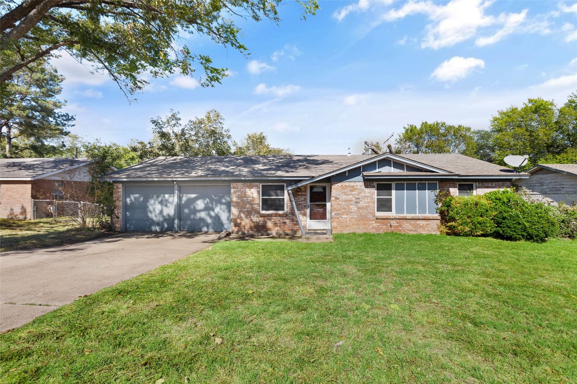 306 Bowles Court Kennedale TX 76060