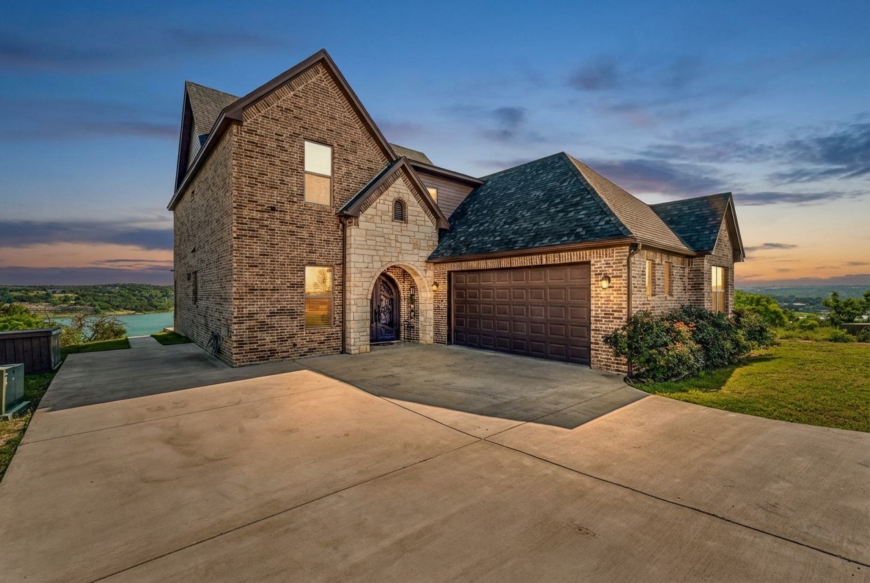 2350 Lakeside Drive Bluff Dale TX 76433