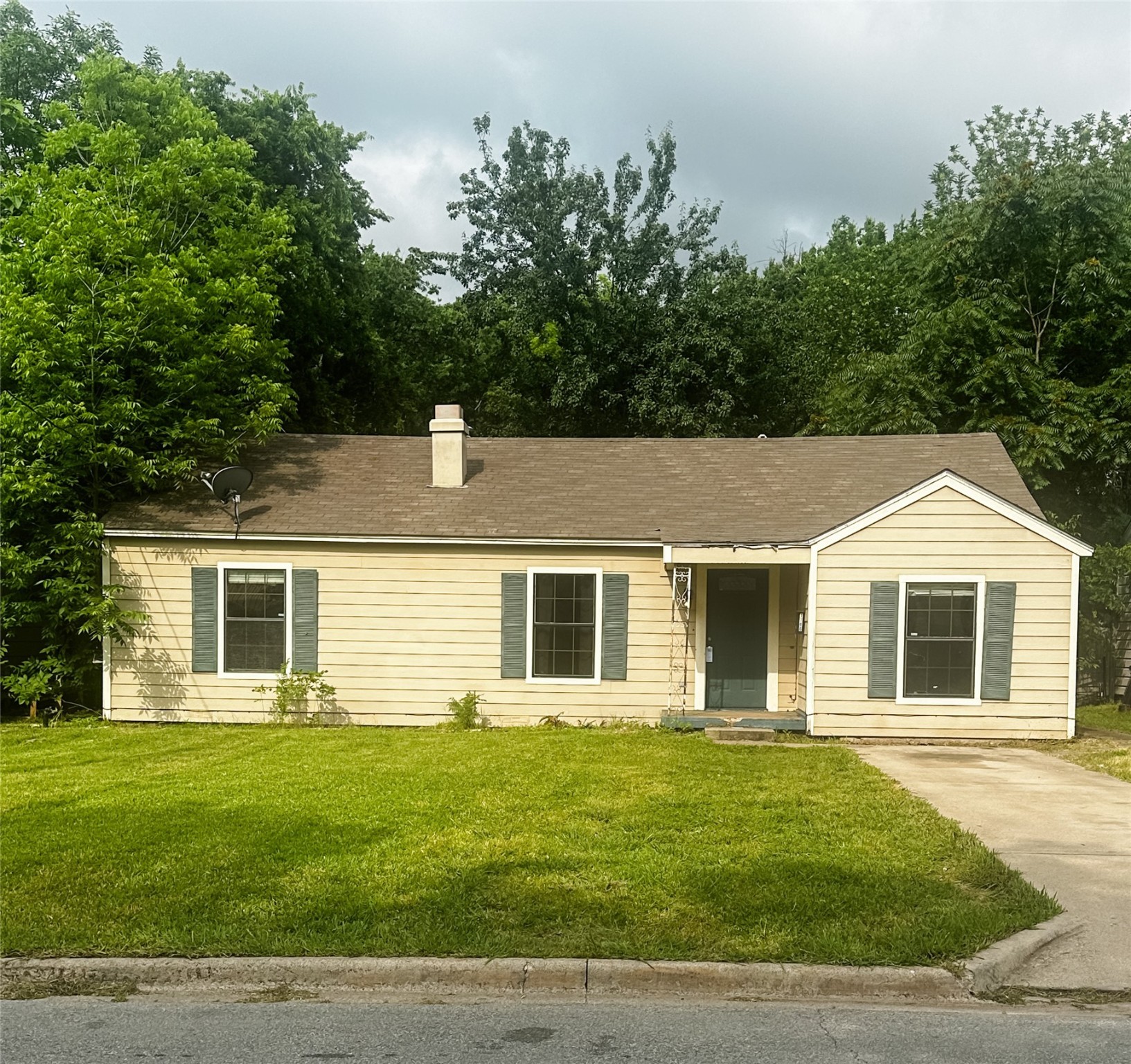 1706 N Ricketts Street Sherman TX 75092