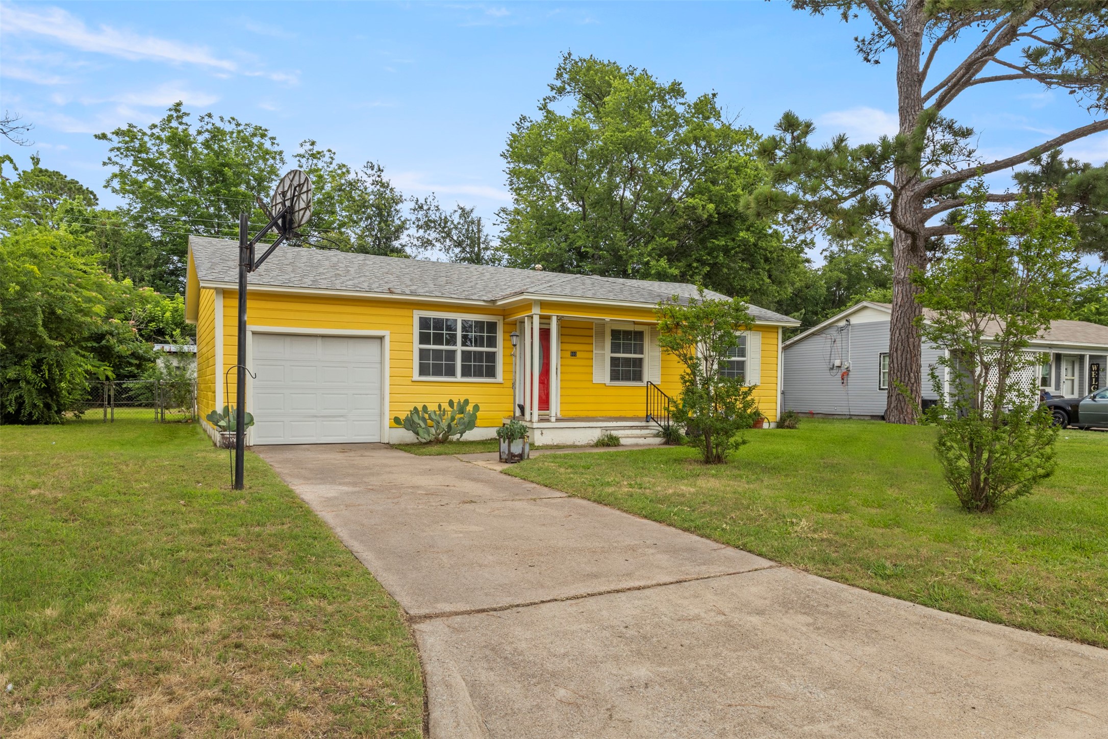 880 Volney Drive Terrell TX 75160