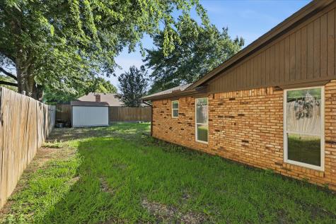 6837 Starnes Road North Richland Hills TX 76182
