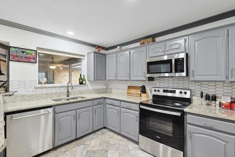 6837 Starnes Road North Richland Hills TX 76182