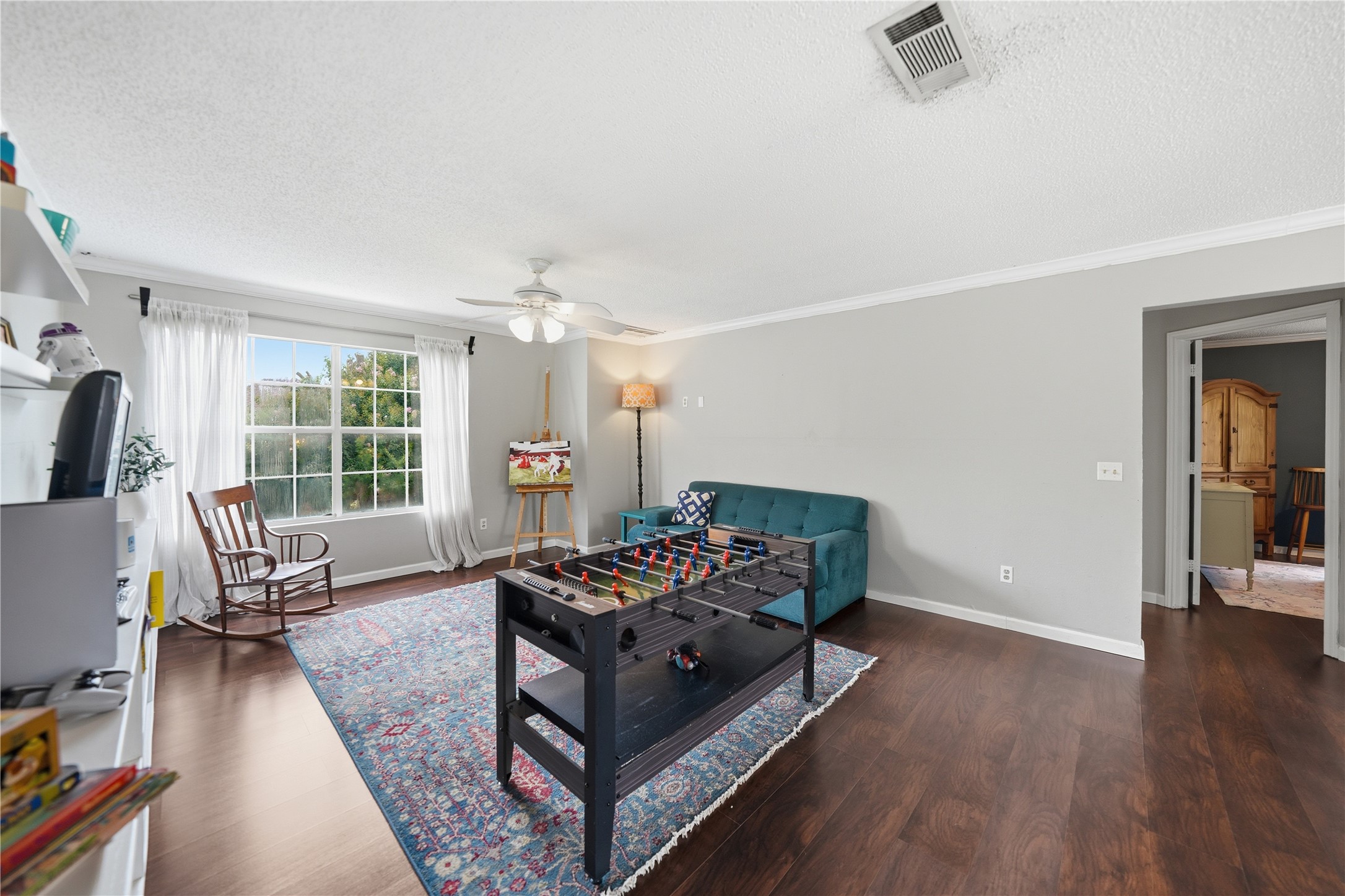 6924 Wooddale Drive Watauga TX 76148