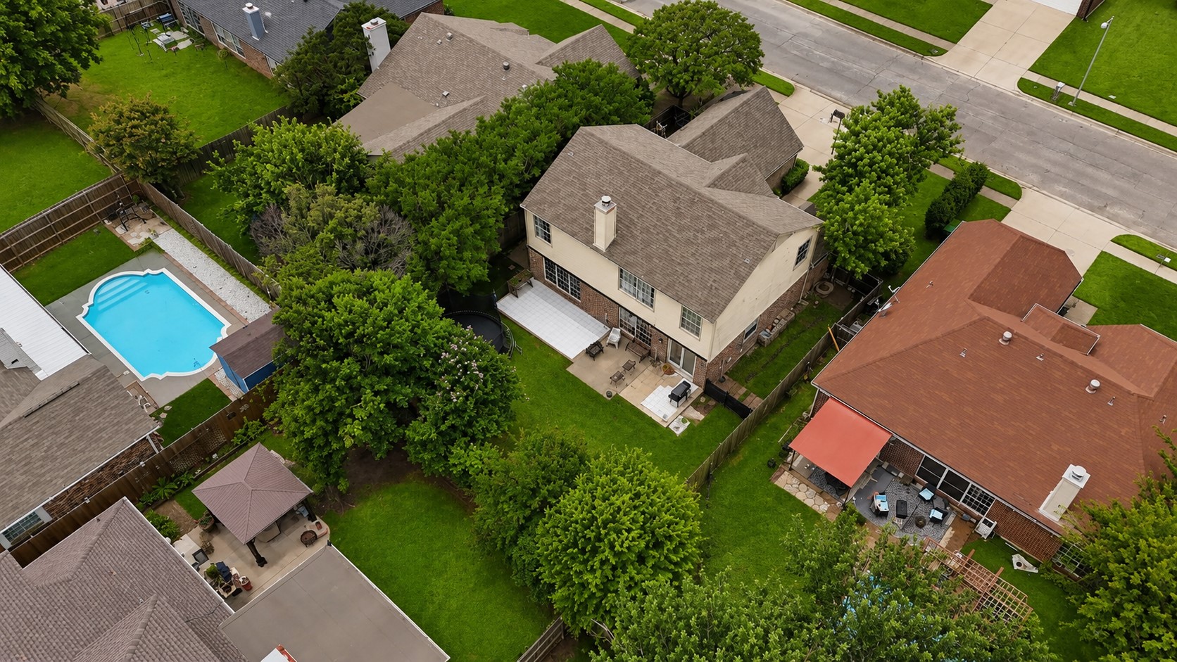 6924 Wooddale Drive Watauga TX 76148