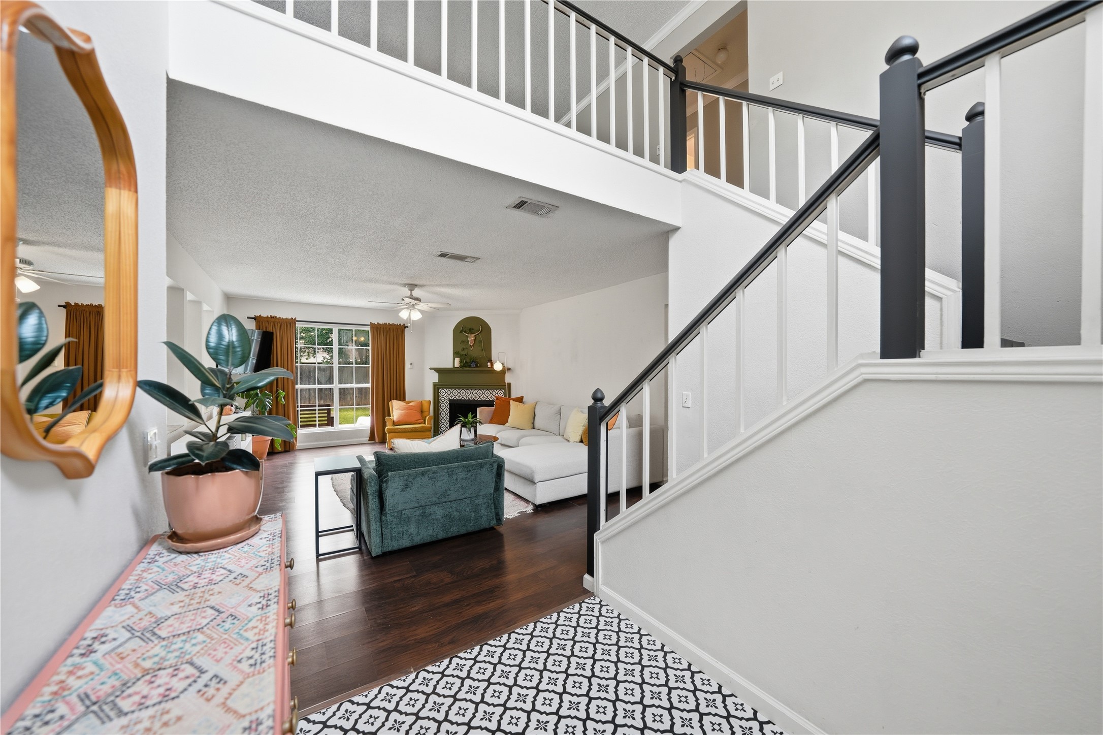 6924 Wooddale Drive Watauga TX 76148