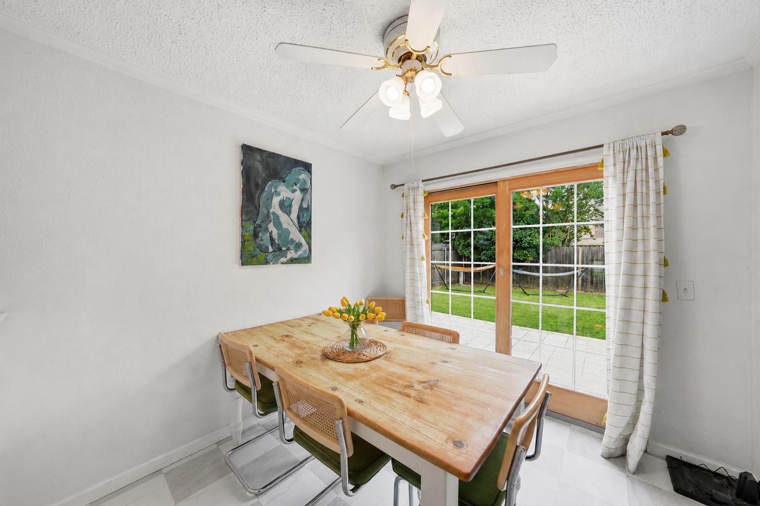 6924 Wooddale Drive Watauga TX 76148