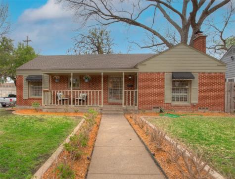 4201 Calmont Avenue Fort Worth TX 76107
