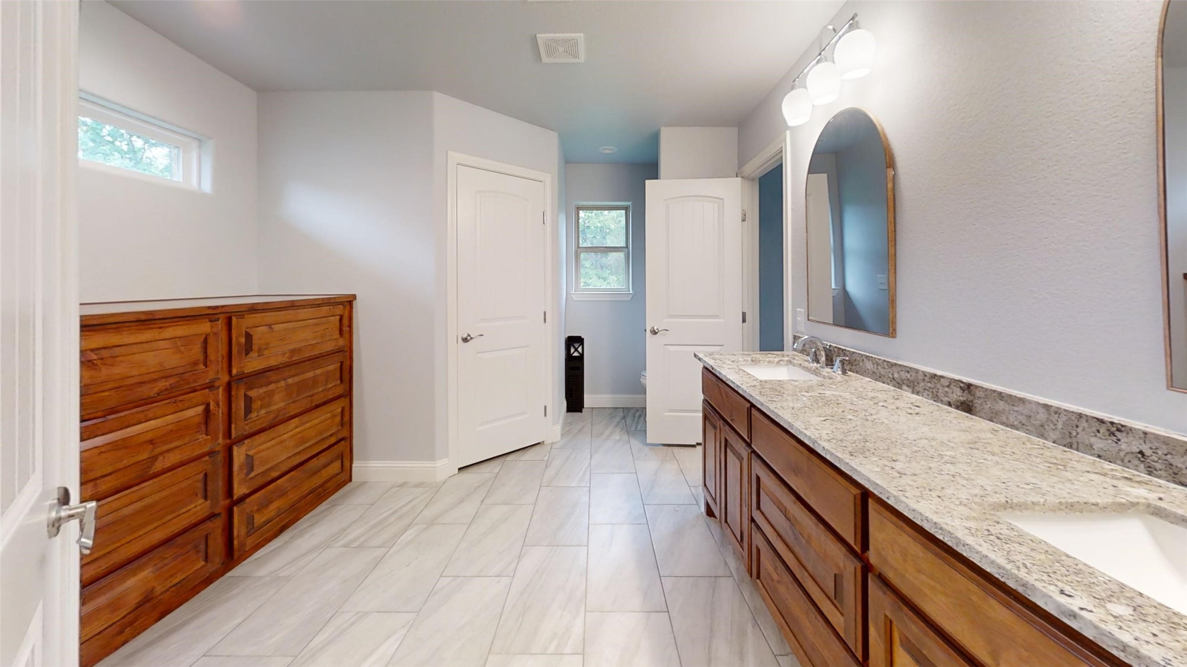 2615 San Gabriel Drive Granbury TX 76048