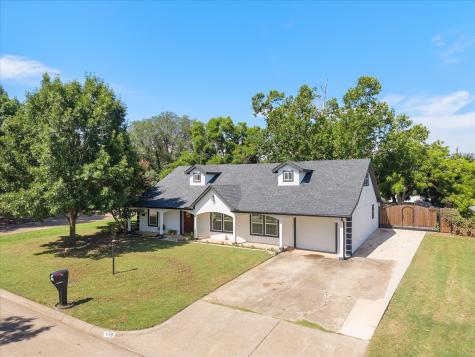 119 N Willow Street Mansfield TX 76063
