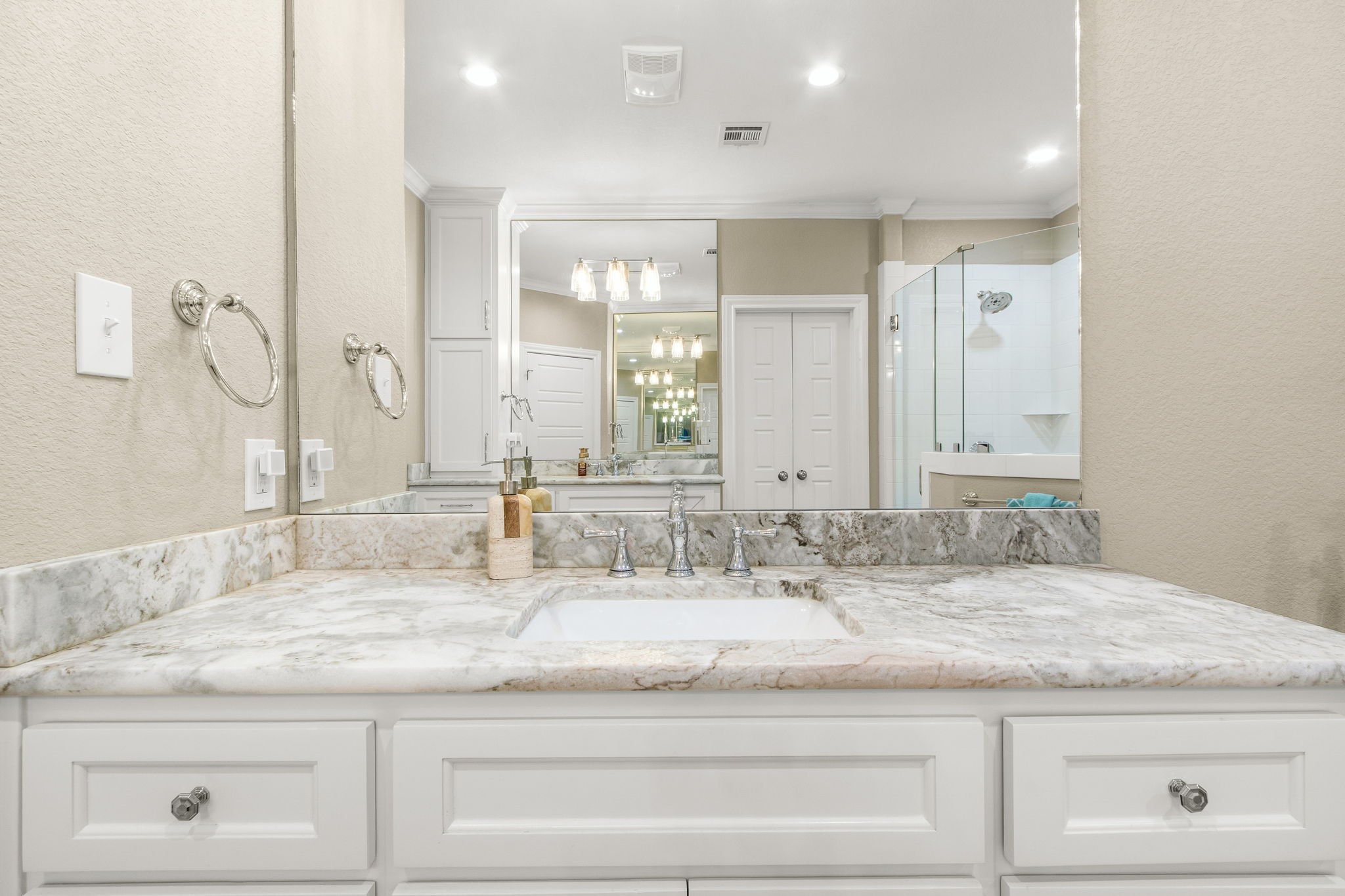 13008 Rainier Drive Woodway TX 76712