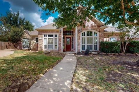 8204 Edgemont Court North Richland Hills TX 76182