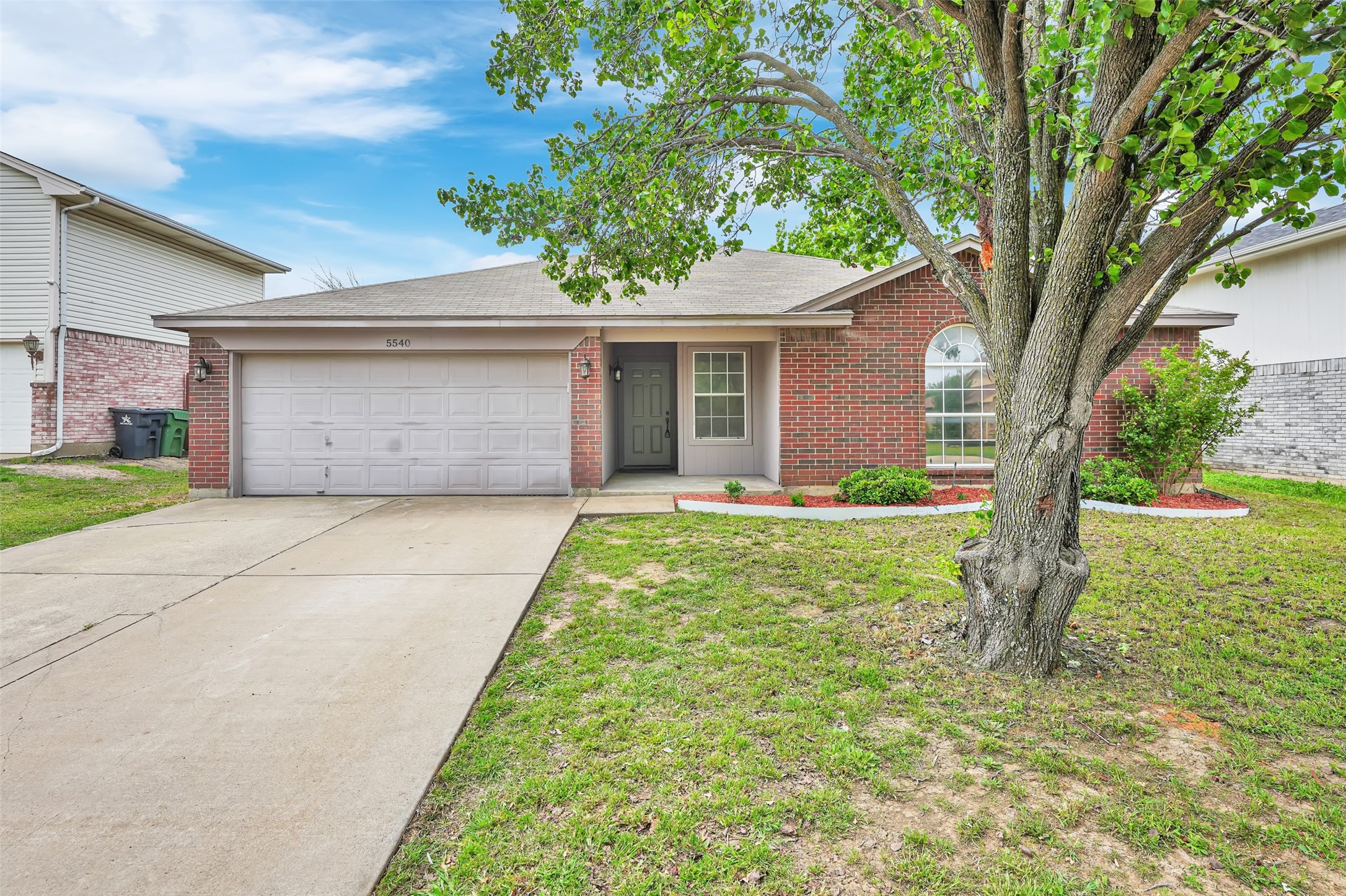 5540 White Dove Drive Arlington TX 76017