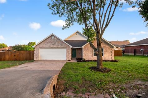 416 Griffin Street Lancaster TX 75146