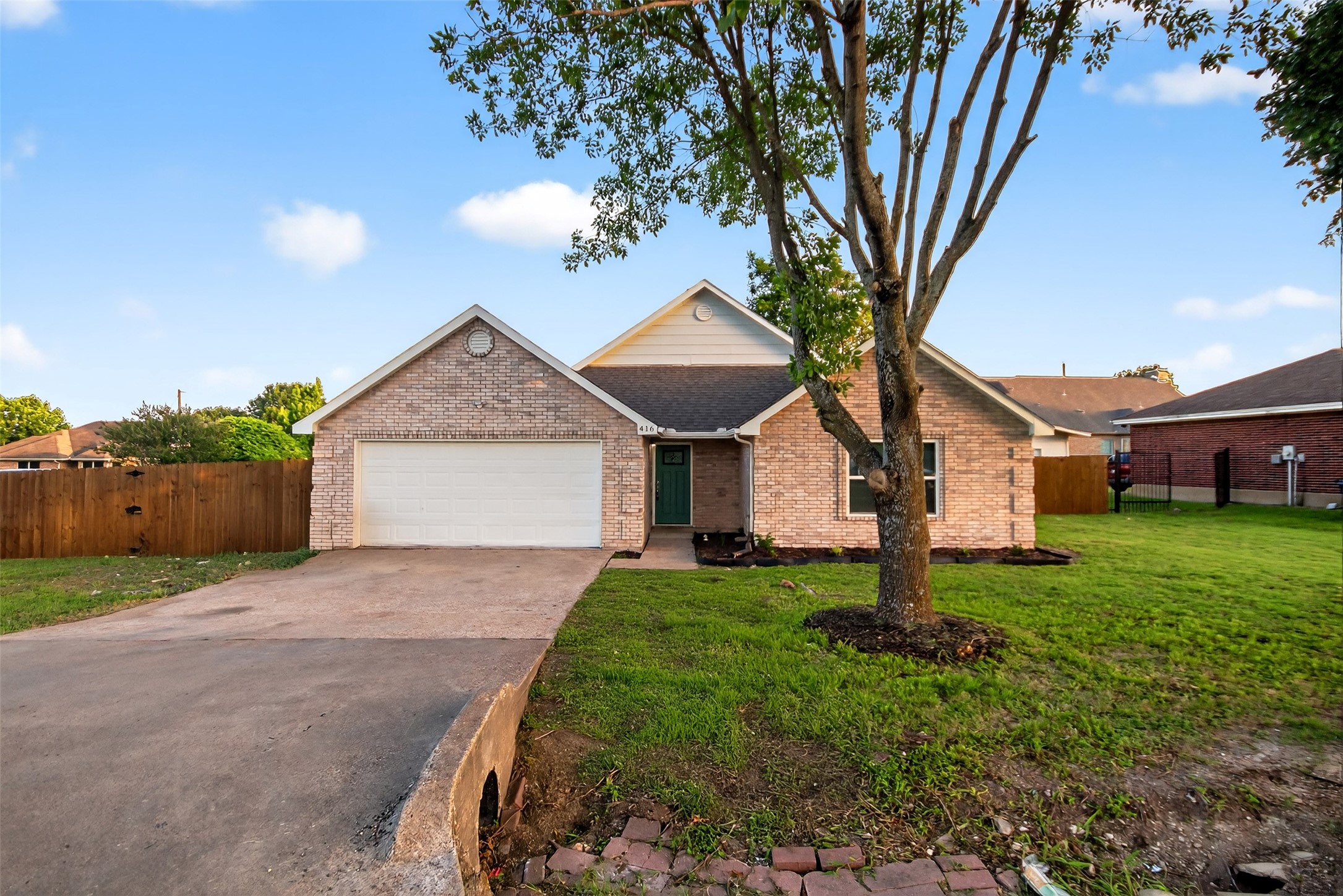 416 Griffin Street Lancaster TX 75146