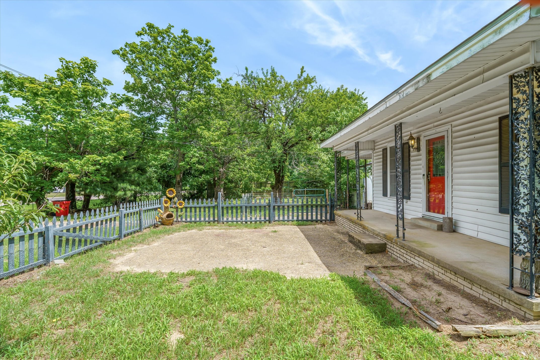 22229 State Highway 64 Canton TX 75103