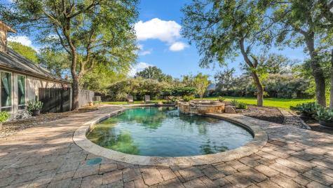 100 Oakview Drive Hudson Oaks TX 76087