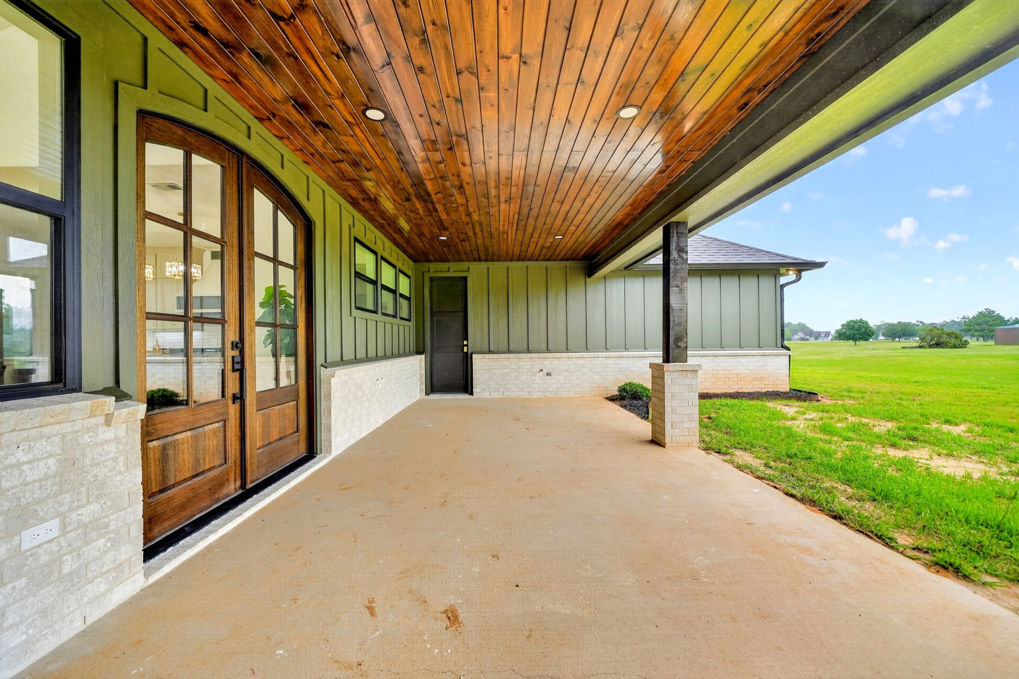 242 Private Road 2712 Mt Pleasant TX 75455