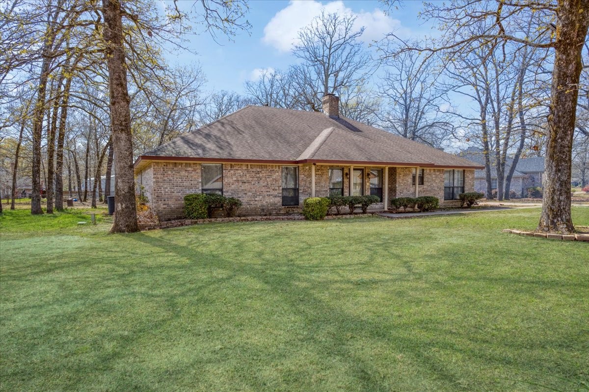 225 Red Oak Lane Powderly TX 75473