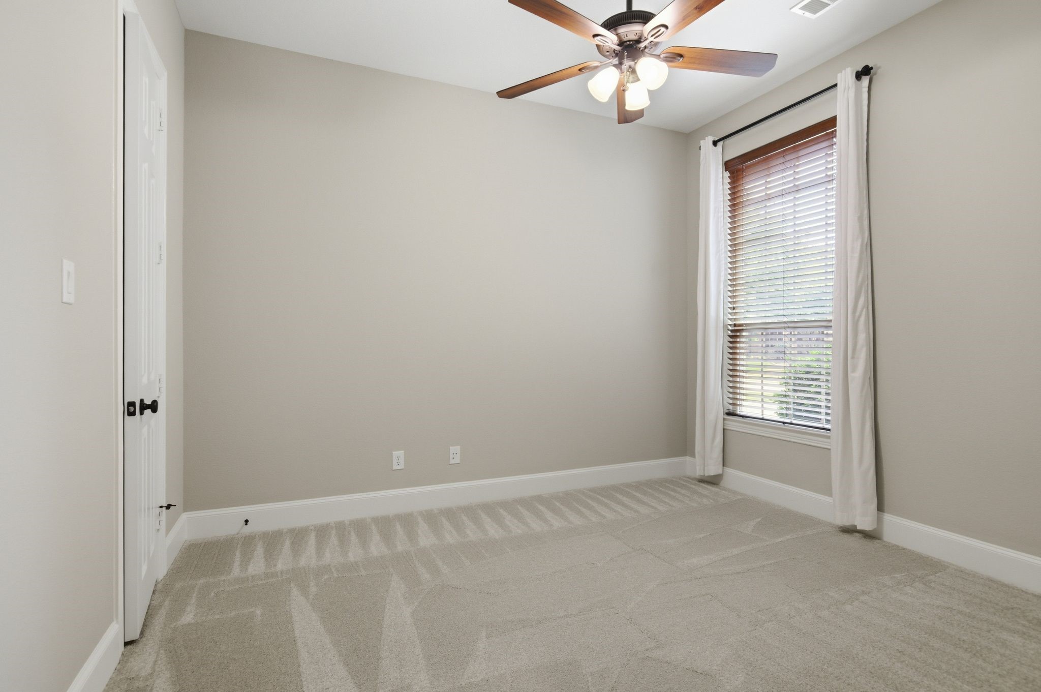 613 Joshua Road Lantana TX 76226