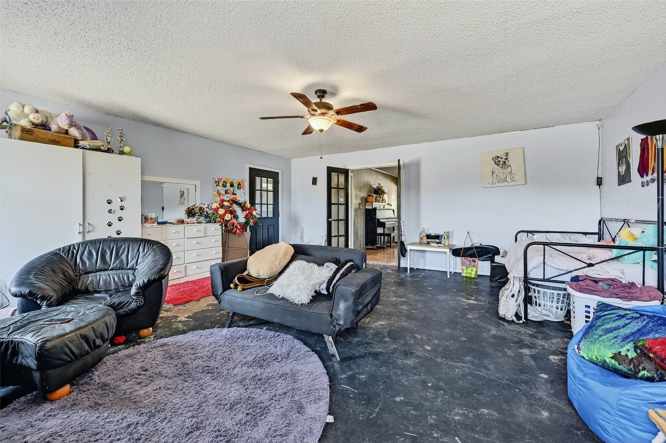 602 1/2 W Grand Street Whitewright TX 75491