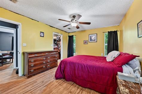 602 1/2 W Grand Street Whitewright TX 75491