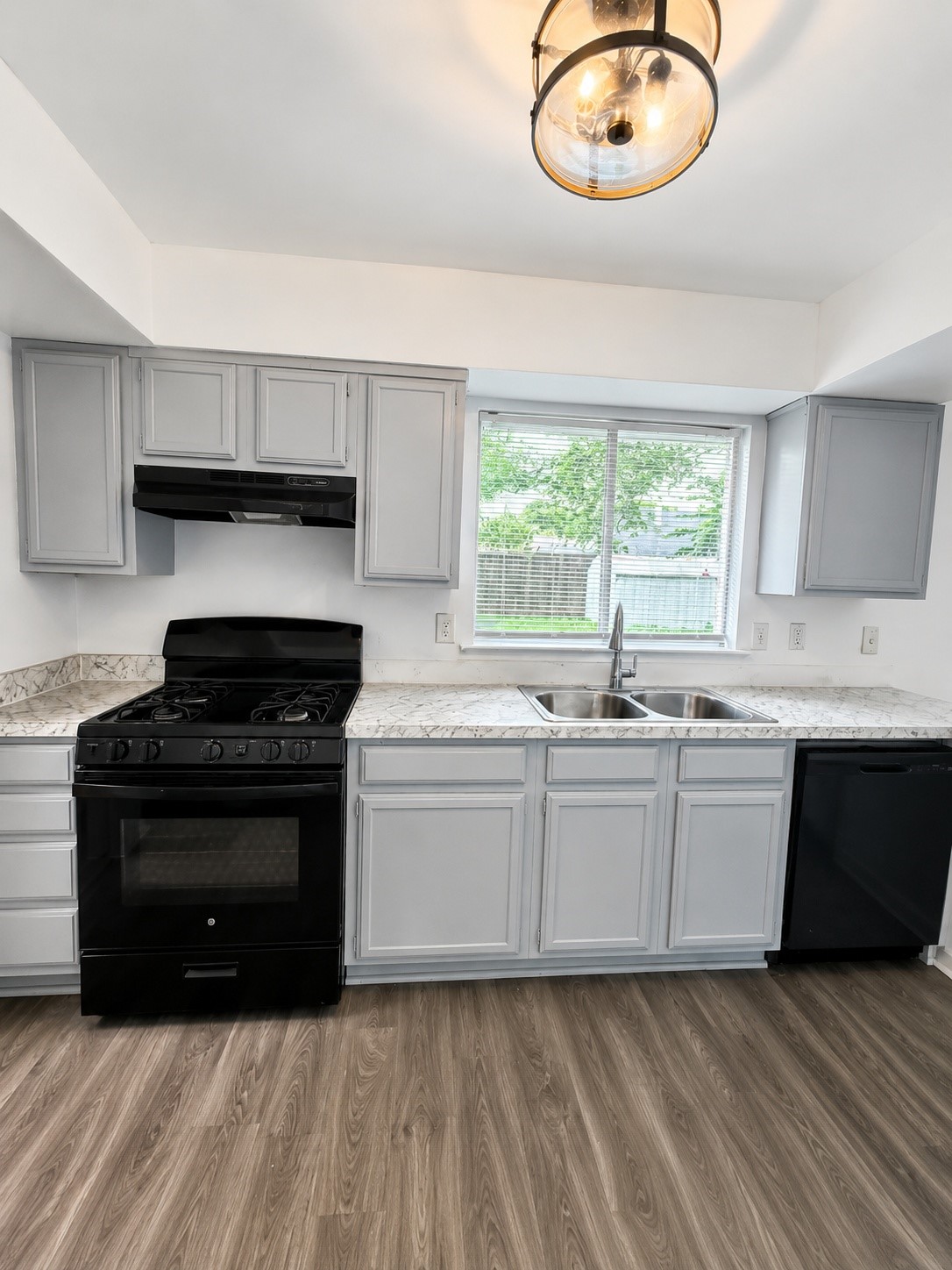 3543 Ridgebriar Drive Dallas TX 75234