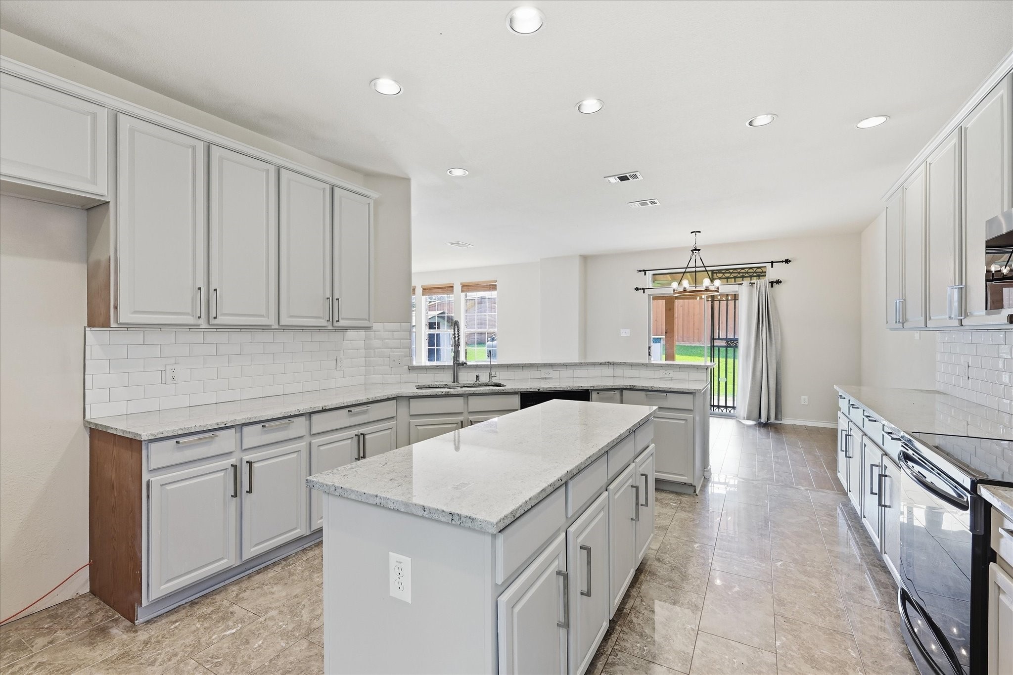 207 Moonlight Drive Euless TX 76039