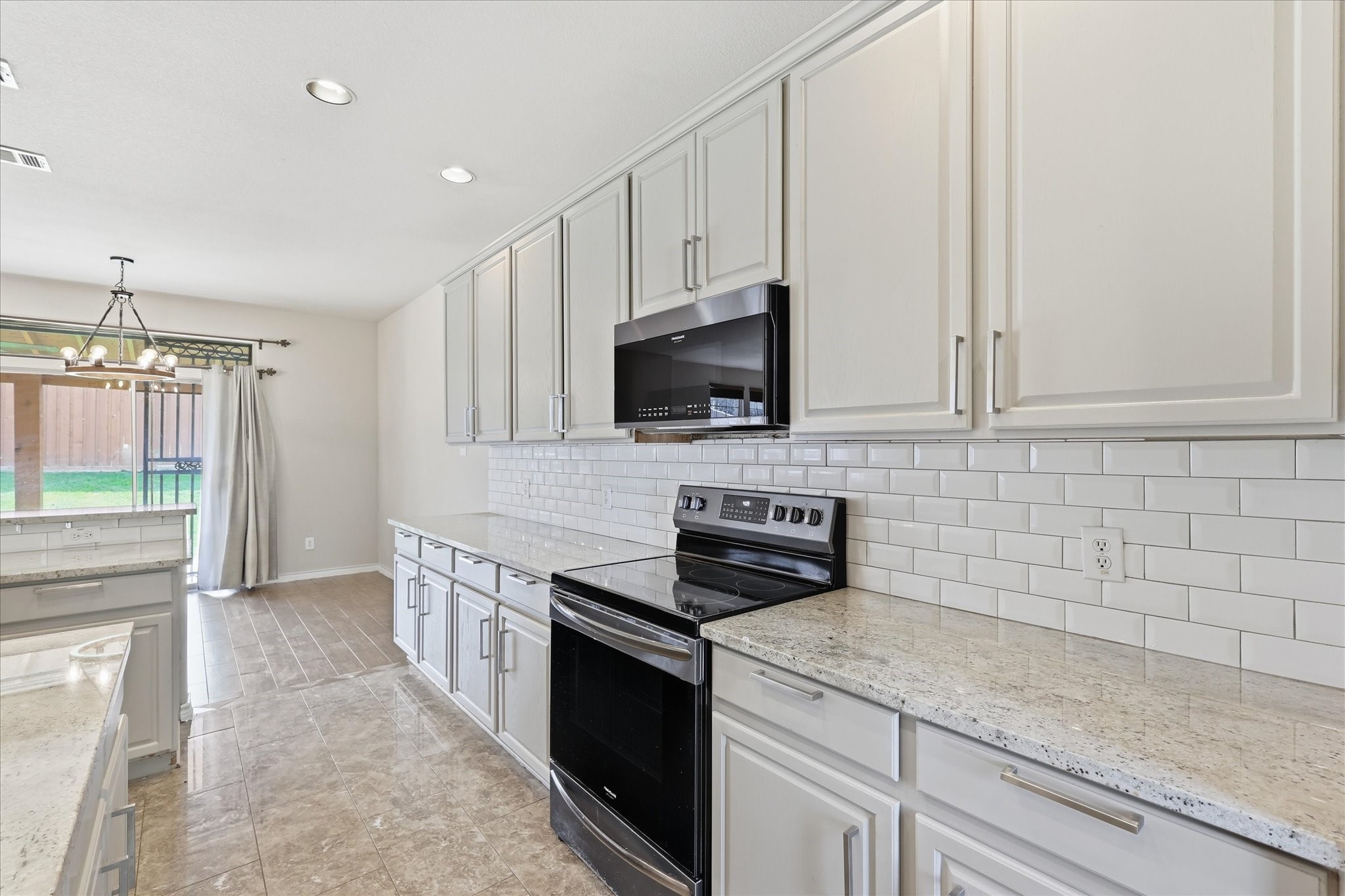 207 Moonlight Drive Euless TX 76039