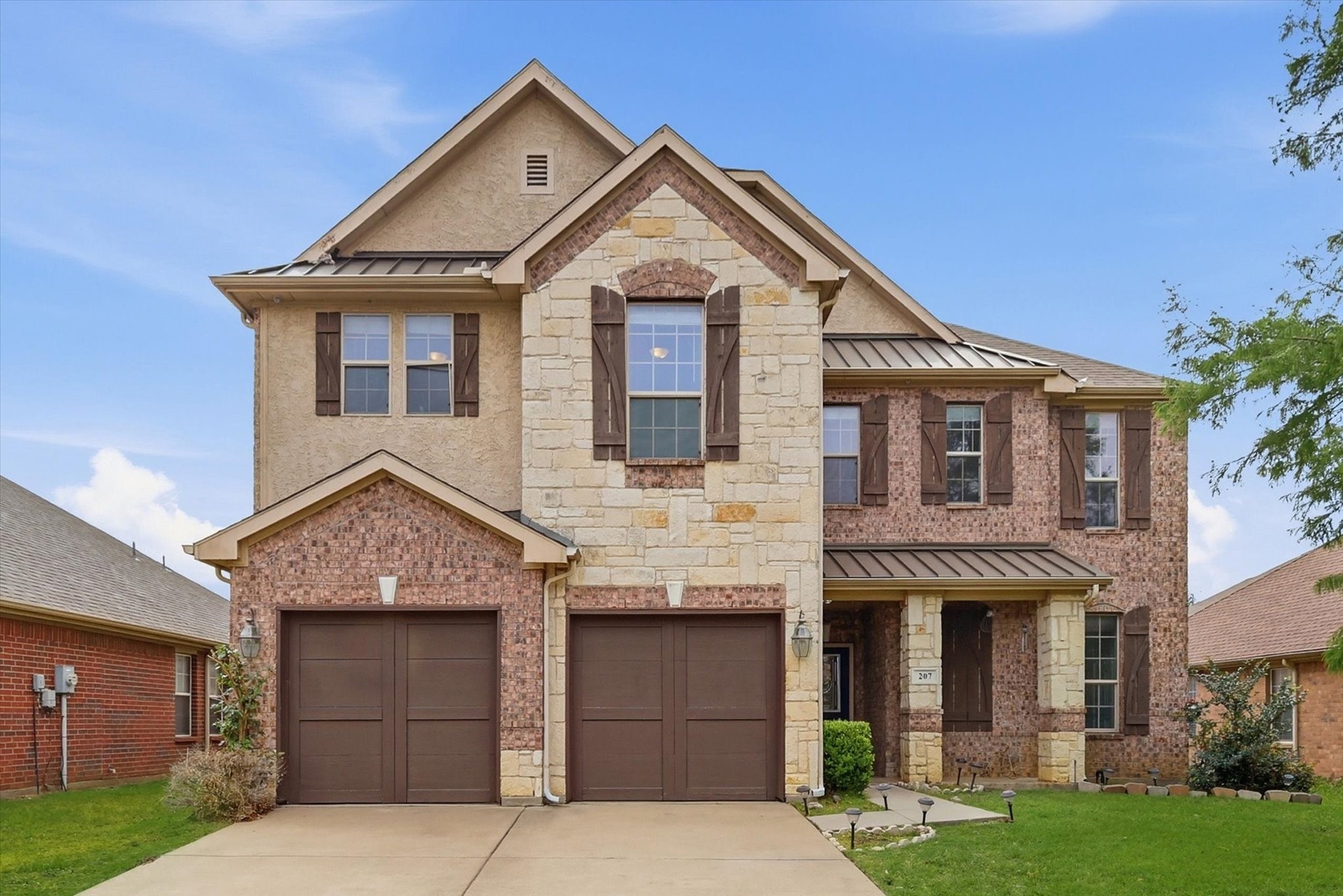 207 Moonlight Drive Euless TX 76039