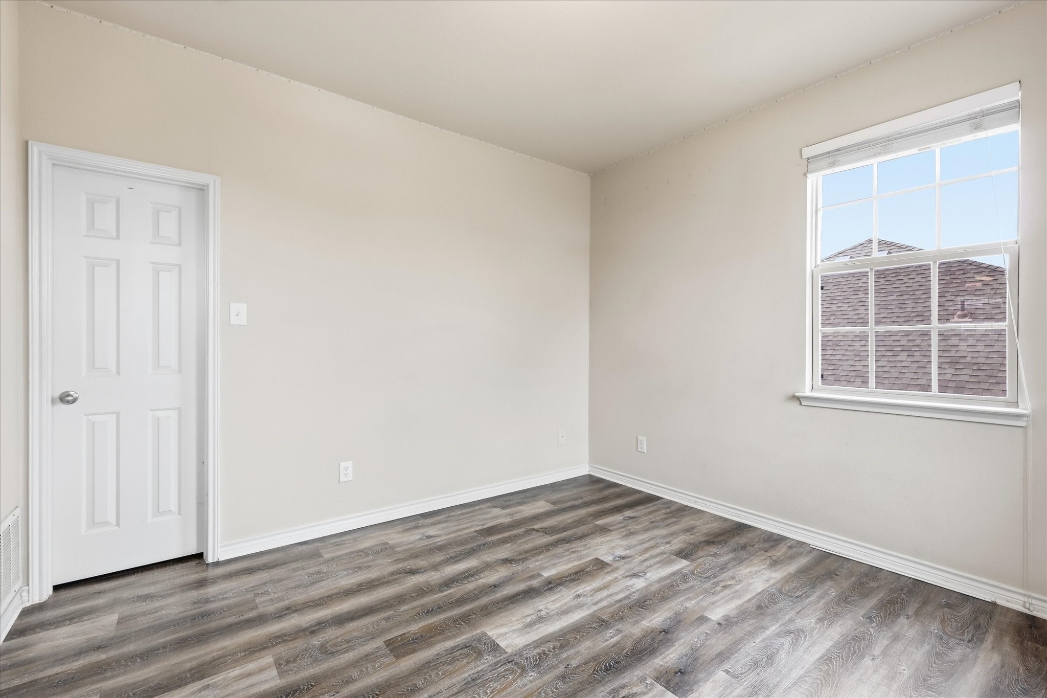 207 Moonlight Drive Euless TX 76039
