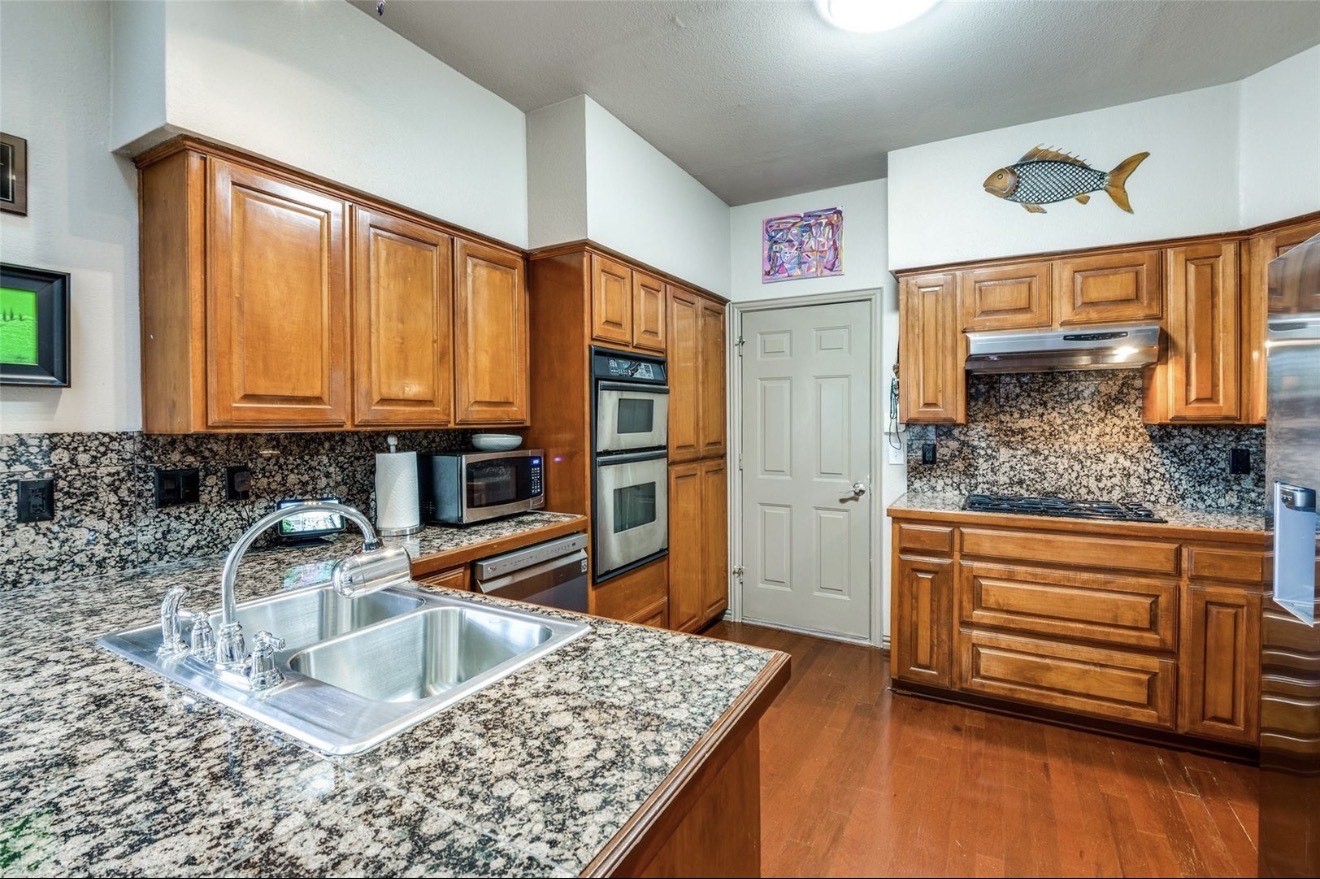 196 Cove Drive Coppell TX 75019
