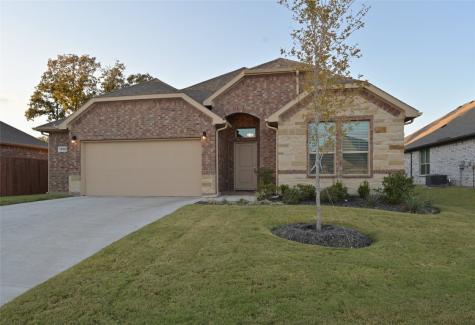 1528 Seabiscuit Drive Granbury TX 76049
