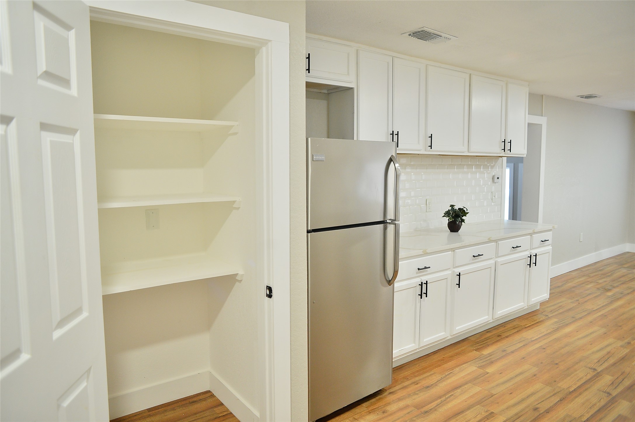 2010 Wesley Drive Arlington TX 76012