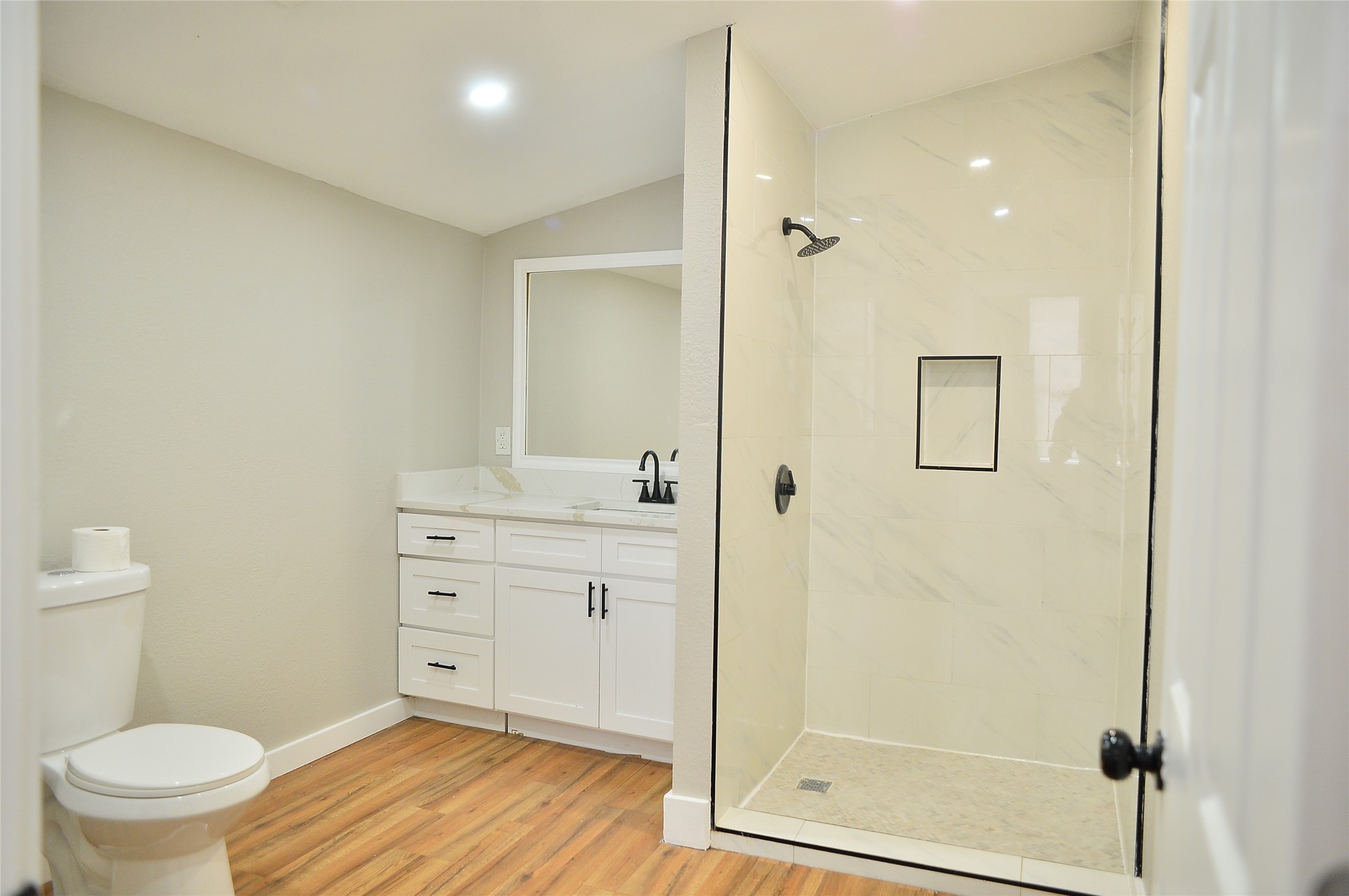 2010 Wesley Drive Arlington TX 76012