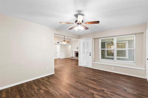 9212 Shipman Street Rowlett TX 75088