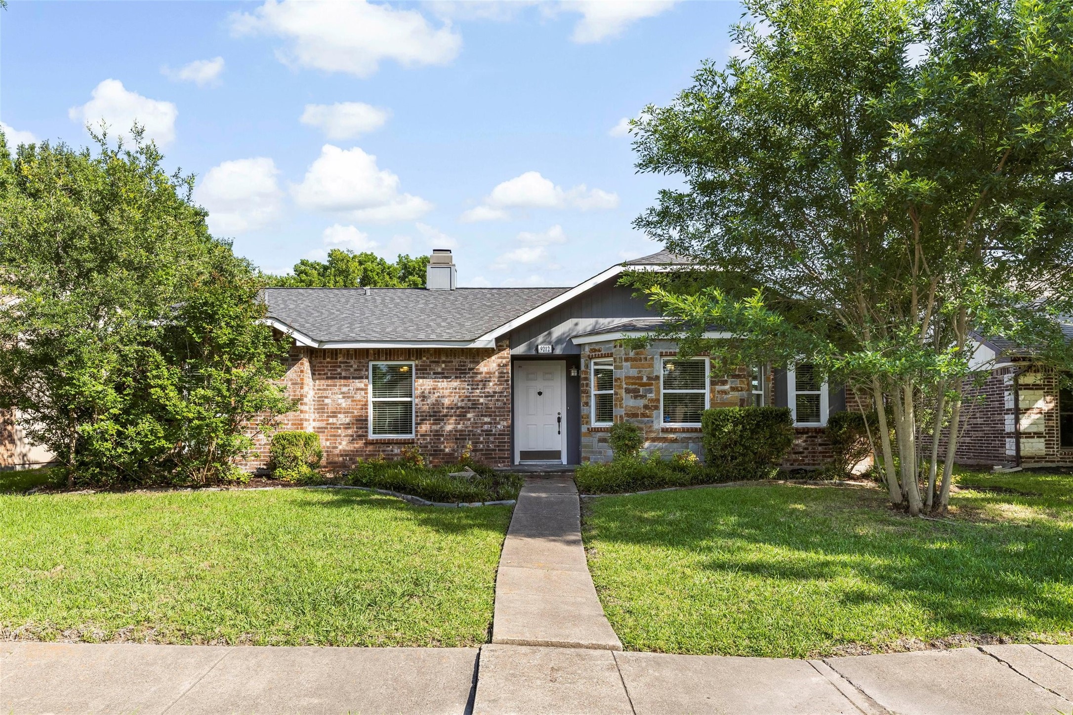 9212 Shipman Street Rowlett TX 75088