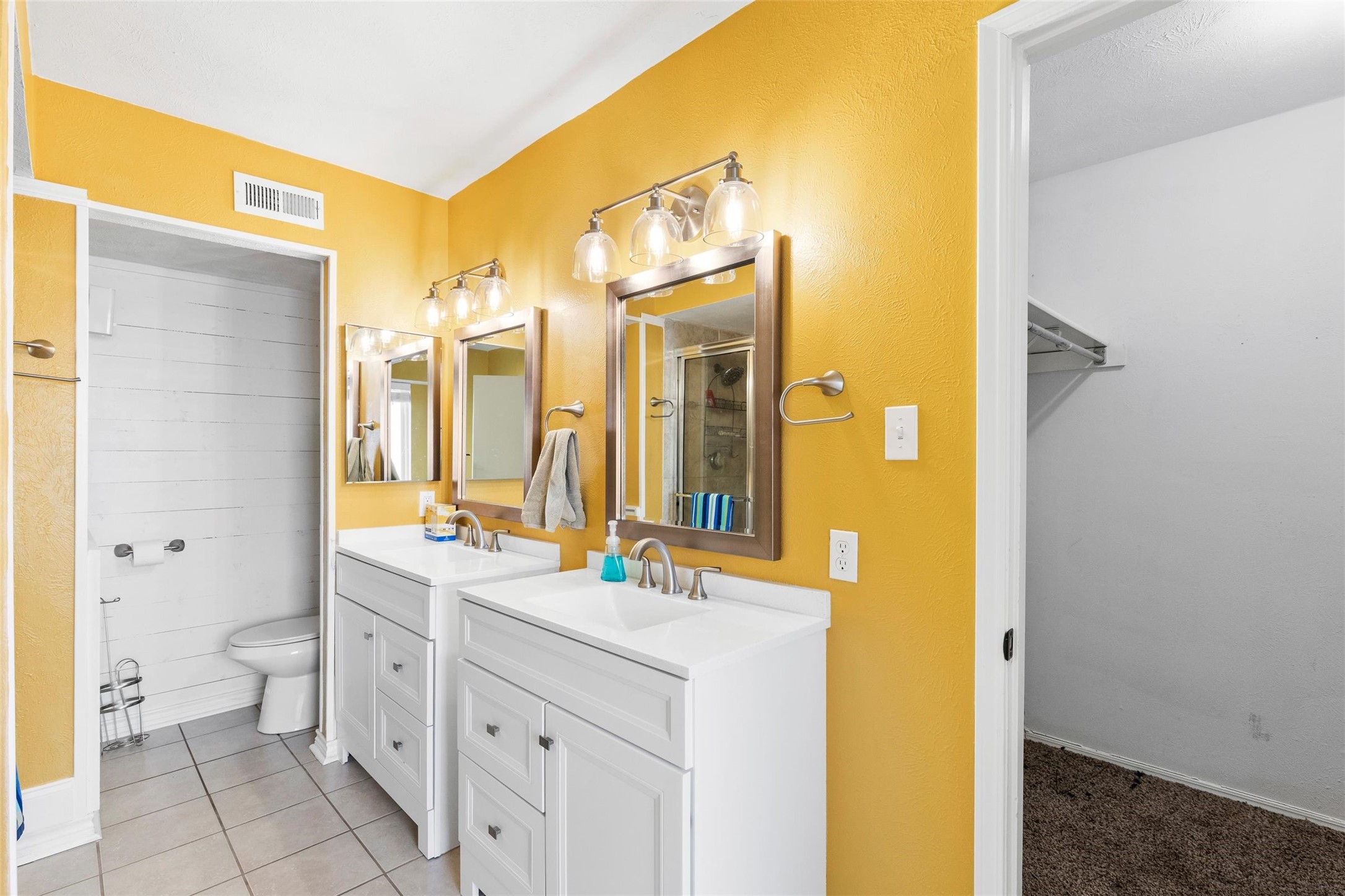 9212 Shipman Street Rowlett TX 75088